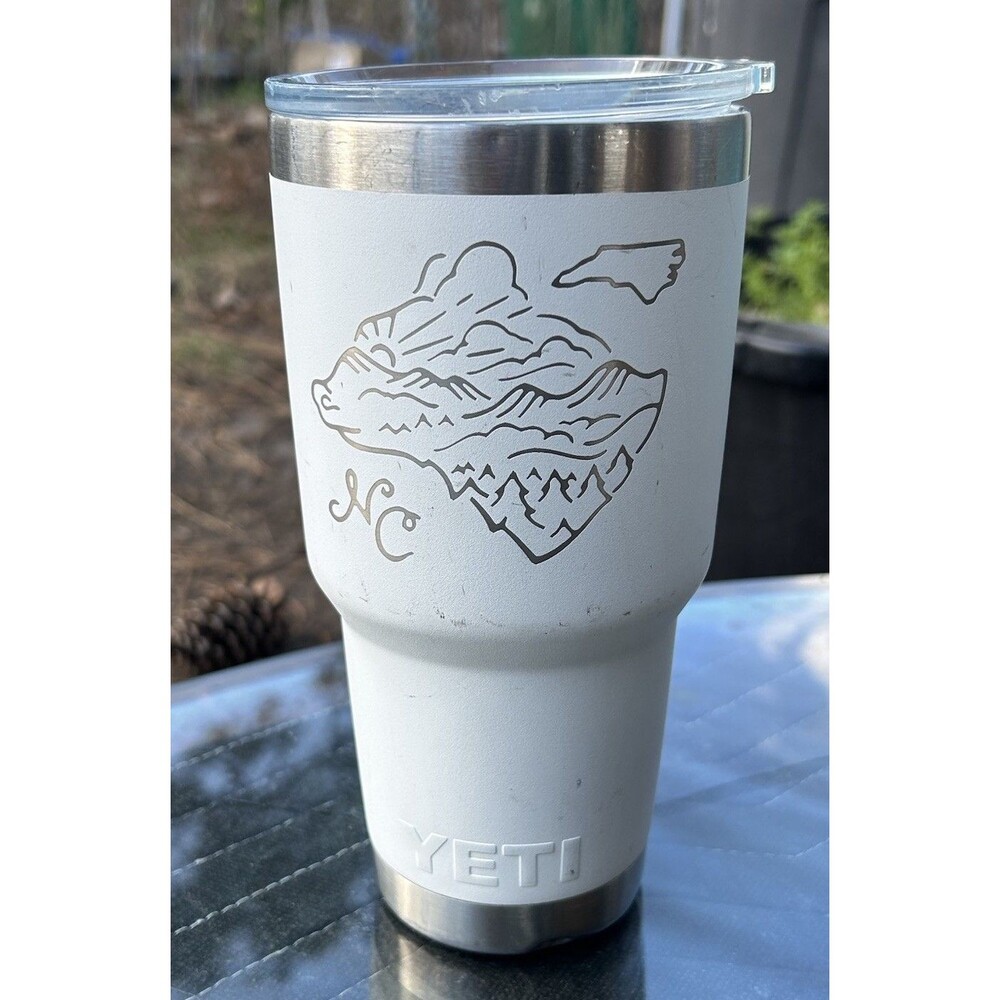 YETI Rambler 20oz Stainless Steel Tumbler w/ Lid White NC Mountain Dent